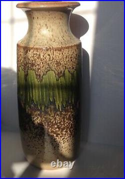 11 1/2 Guitar Vase 70s Modern West German Roth Fat Lava Vase