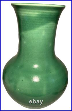 1987 Walter Yovaish New York Large Jade Green Studio Art Pottery Ceramic Vase