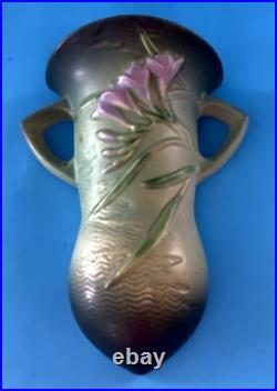 (2) Roseville Freesia Green 1945 Vintage Art Pottery Ceramic Wall Pockets 1296-8 (2) Roseville Freesia Green 1945 Vintage Art Pottery Ceramic Wall Pockets 1296-8