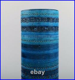 Aldo Londi for Bitossi. Large cylindrical vase in Rimini-blue glazed ceramics
