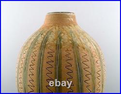 Arthur Andersson for Vallåkra. Monumental ceramic vase in modern design
