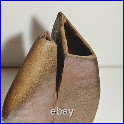Bizen sculptural vase by famous artist Fumio Kawabata, Japanese modern pottery