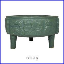 Chinese Asian Art Pottery Matte Green Embossed Fleur De Lis Footed Ceramic Bowl