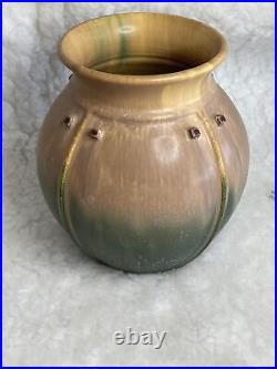 Door Studio Art Pottery Hand Thrown Prairie Globe Matte Green/Tan Ceramic Vase
