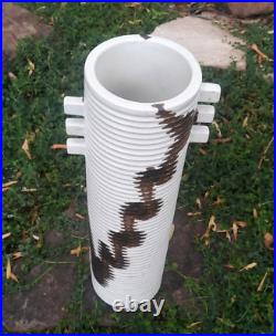 Excellent Mid Century Modern Ribbed Abstract Art Pottery Vase 11 3/4