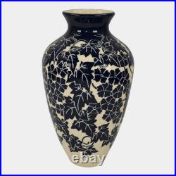 Ken Tracy 2006 Studio Art Pottery Blue White Luffa Hand Made Ceramic Vase 401