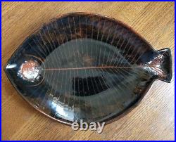Lagardo TACKETT Kenji Fujita BLACK Fish Plate Ceramic SIGNED 14.75 x 10 mcm