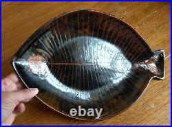 Lagardo TACKETT Kenji Fujita BLACK Fish Plate Ceramic SIGNED 14.75 x 10 mcm
