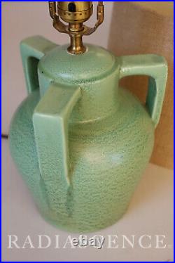 MATTE GREEN BUTTRESS HANDLE ART POTTERY CERAMIC SCULPTURE TABLE LAMP 1920s TECO