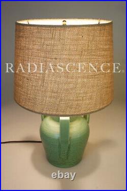 MATTE GREEN BUTTRESS HANDLE ART POTTERY CERAMIC SCULPTURE TABLE LAMP 1920s TECO