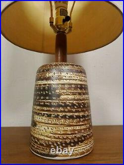 Marshall Studios MARTZ Walnut Ceramic Stoneware Clay Art Pottery Lamp with Shade