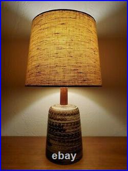 Marshall Studios MARTZ Walnut Ceramic Stoneware Clay Art Pottery Lamp with Shade