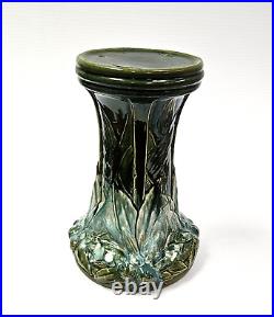 McCoy Pottery 1930s Leaves and Berries Green Ceramic 13 Pedestal for Jardiniere