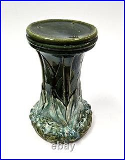 McCoy Pottery 1930s Leaves and Berries Green Ceramic 13 Pedestal for Jardiniere