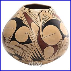 Mexican Mata Ortiz Art Pottery Vase Ceramic Beige Black Vase Mexico