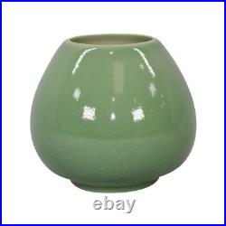 Rookwood 1957 Mid Century Modern Art Pottery Bulbous Green Ceramic Vase 6514E