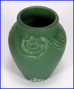 Rookwood Pottery production spiral design arts & crafts matte grueby green 1905