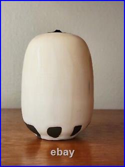 Rose Cabat Pottery Feelie Vase Cream