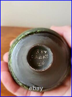 Rose Cabat Pottery Feelie Vase Green