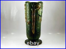 Roseville Bushberry Dark Green Pottery Ceramic Vase 38-12 ca. 1941 Nice Mold