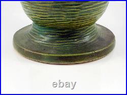 Roseville Bushberry Dark Green Pottery Ceramic Vase 38-12 ca. 1941 Nice Mold