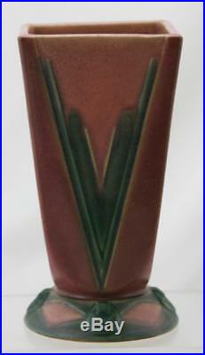 Roseville Futura Red Vee 7 Art Deco Victory Vase #399-7 Mint