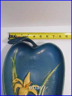 Roseville Pottery Zephyr Lily Tray, Shape 477-12