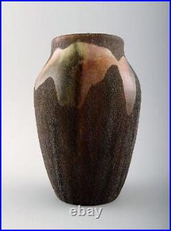 Søren Kongstrand & Jens Petersen style. Ceramic vase, glaze in brown shades