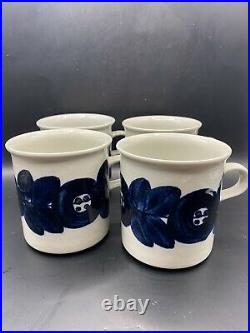 Set of 4 Arabia Finland Blue White Anemone Mugs Cups Vintage Unused