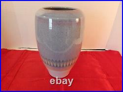 Studio Art Pottery Ceramic Glazed Vase Signed 11.5 Tall Beautiful