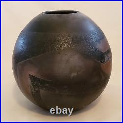 Studio Art Raku Vase Ceramic Pottery Dark Vessel Signed 6½ Tall 6? Diameter