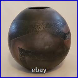 Studio Art Raku Vase Ceramic Pottery Dark Vessel Signed 6½ Tall 6? Diameter