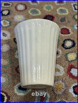 Uhl 5.75 White Ribbed Vase Vintage Art Pottery Huntingurg In Botay Jane Euc