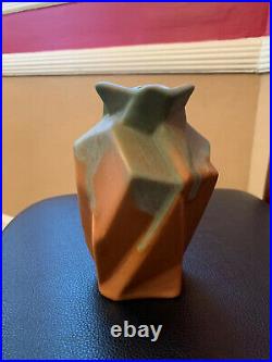 VERY RARE Reuben Haley for Muncie Pottery Rombic Vase #301 Green/Pumpkin