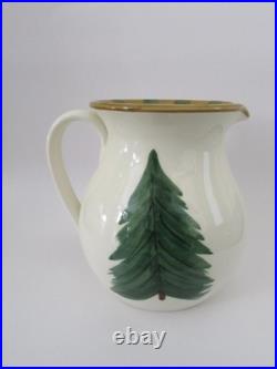 VIETRI Italy Christmas Old St Nick Round Body Pitcher