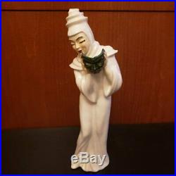 VINTAGE CERAMICS ARTS STUDIO FIGURINE TRAGEDY, White, Betty Harrington RARE 1950s