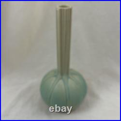 Vintage handmade Newman pottery ceramics pastel green bud vase sculpture EUC