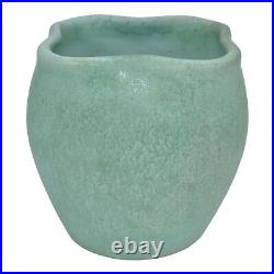 Weller Evergreen 1920-30s Vintage Art Pottery Four Lobed Rim Ceramic Vase