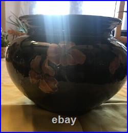Weller pottery'Dickens Ware 204' Vase